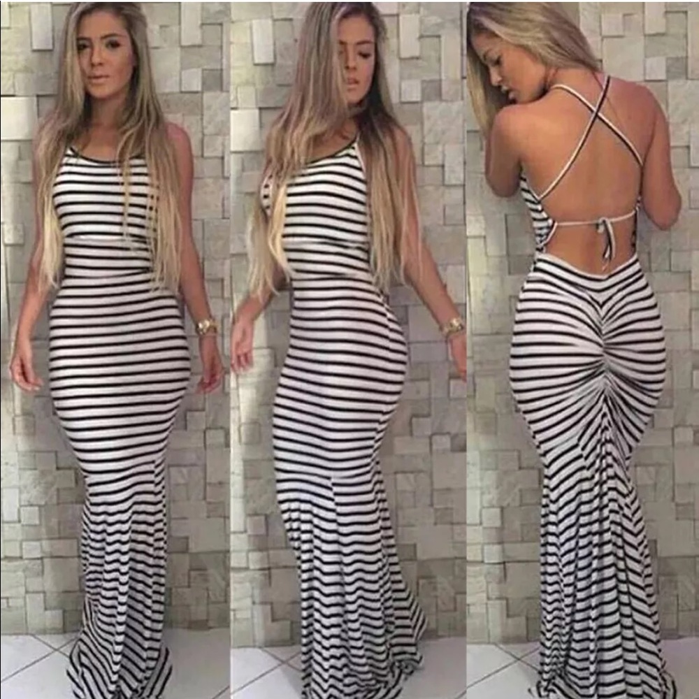 🆕 ↙️ B➕W STRIPED MAXI 🔹